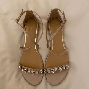 Badgley Mischka flat sandals